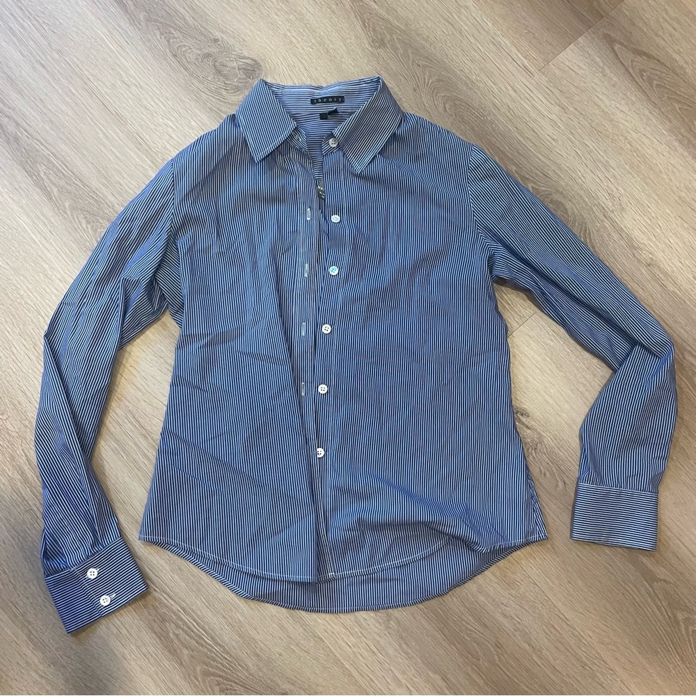 Theory Larissa Button Down Dress Shirt